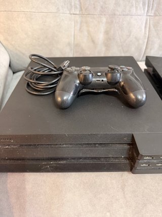 PS4 Pro + PS4 Normal + Mando Scuf
