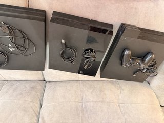 PS4 Pro + PS4 Normal + Mando Scuf