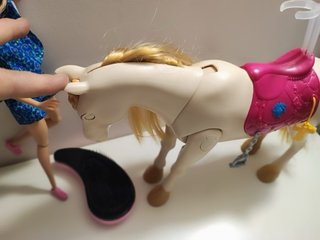 Barbie cavallo interattivo con accessori