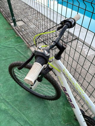 2 Bicicletas de montaña Berg 24 21 velocidades