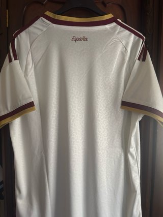 Camiseta Espanha Mundial 2026 Adidas