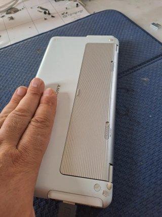El exclusivo y raro Sony Vaio VGN-P23G.