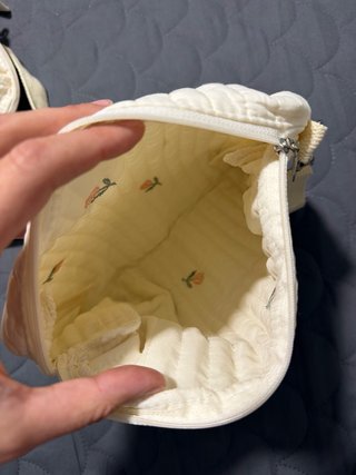 Bolsa de bebé acolchada con flores