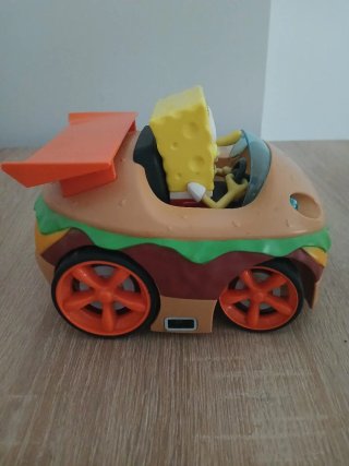 Coche teledirigido Bob Esponja