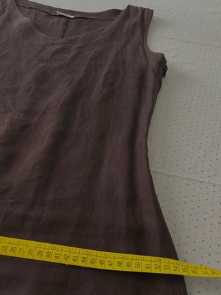 Abito smanicato Conbipel marrone con stampa a fior