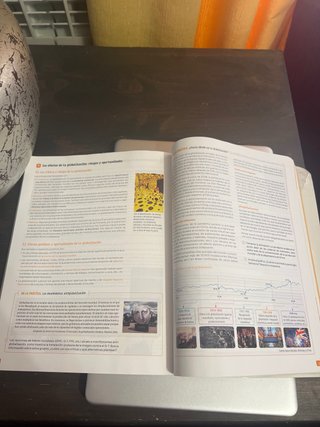 1 Bachillerato, Economía Revuela