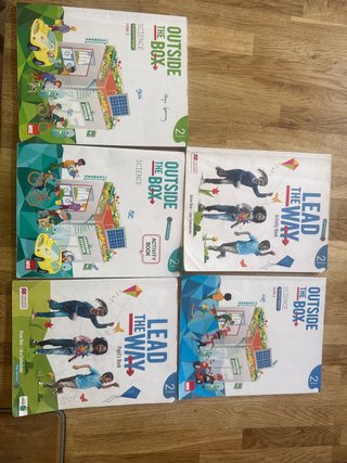 Libros usasos 2. Primero english