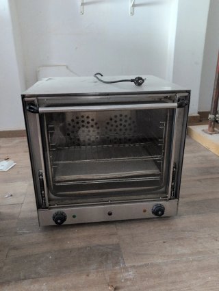 Horno industrial pequeño