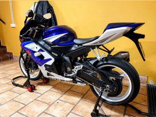Suzuki GSX R1000 K5 Azul/Blanco