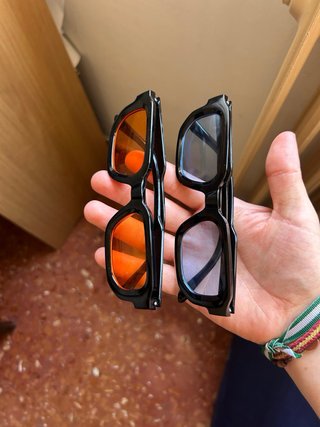 Gafas de Sol Unisex Negras y Naranjas