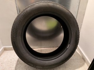 Neumático Bridgestone 225/55 R19 99V