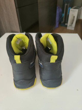Botas Geox niño azul y amarillo