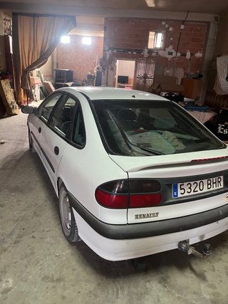 Renault Laguna