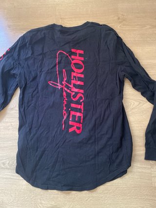 Camiseta Hollister manga larga negra