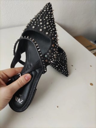 Sandalias Zara Talla 36 Tachuelas