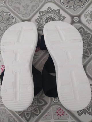 Sandalias ortopédicas mujer negras