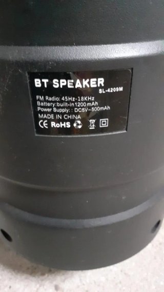 Altavoz Portátil Bluetooth Negro funciona leer
