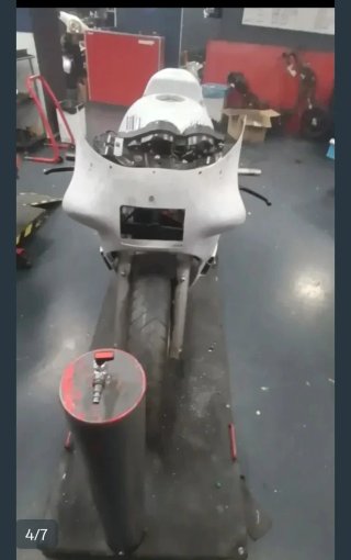 Honda VFR de circuito