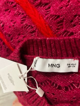 Jersey de punto rosa y rojo