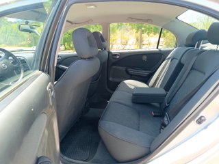 ✅ 130.000 km Toyota Avensis 1.6 VVT-i ✅