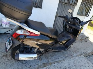 Honda S-wing 125cc Negra con 18486 kms