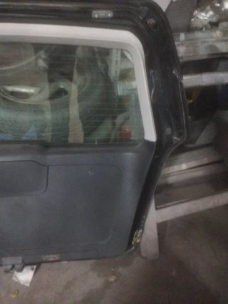 Sin Cerradura ni tirador Maletero Mercedes 200