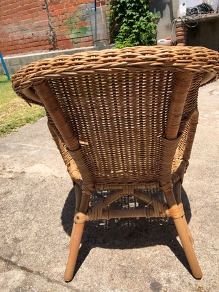 Silla infantil de mimbre