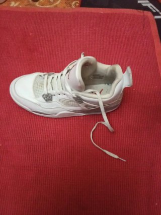Zapatillas Air Jordan Blancas y Rojas original