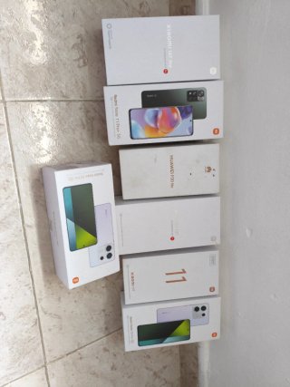 Scatole di smartphone e tablet Xiaomi Redmi Note 13 Pro+ 5G
