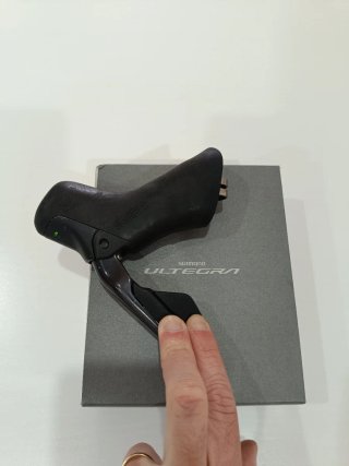 Shimano Ultegra ST-R8170-L DI2 Izquierdo