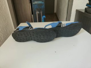 Sandalias Geox niño azul y negro