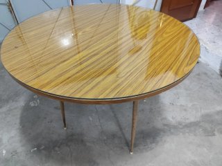 Mesa camilla cristal y tela verde