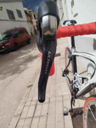 Bicicleta de carbono PRISMA