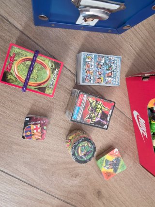 1990