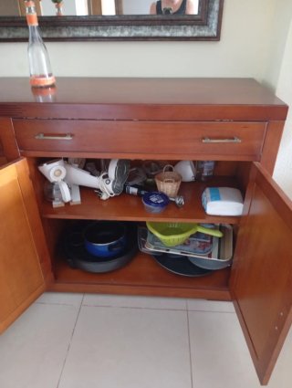 Mueble aparador de madera nogal macizo