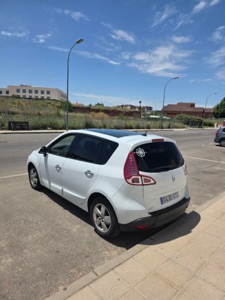 Renault Scenic 2011