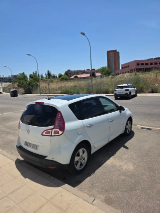 Renault Scenic 2011