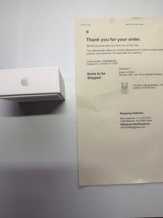 AirPods 4 ANC