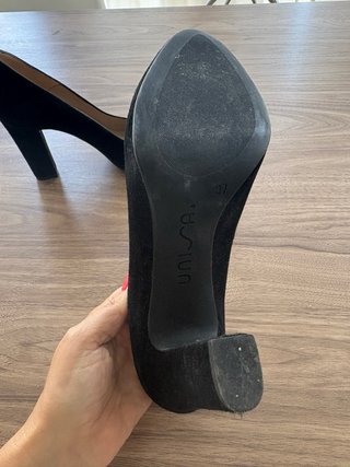 Zapatos de tacón negros