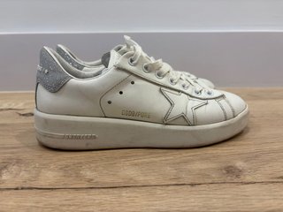 Zapatillas Golden Goose Blancas y Plateadas