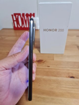 Honor 200