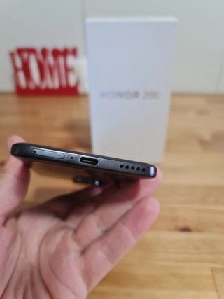 Honor 200