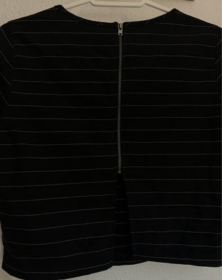 Camiseta Top negro a rayas manga corta