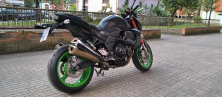 Kawasaki Z1000 Negra y Verde