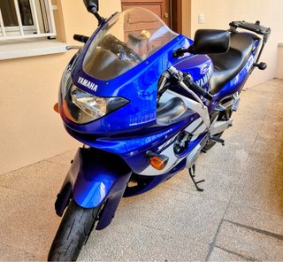 Yamaha YZF 600 R Azul y Plata