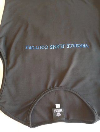 Camiseta sin mangas  VERSACE ( ORIGINAL )talla M.
