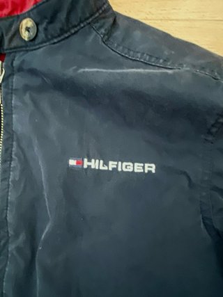 Chaqueta Tommy Hilfiger Azul y Roja