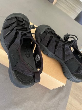 Sandalias KEEN Newport H2 Hombre Negras Talla 42,5