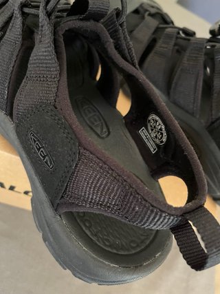 Sandalias KEEN Newport H2 Hombre Negras Talla 42,5