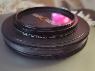 Sony A7 IV + Objetivo Sony 85mm f/1.8 + Accesorios
